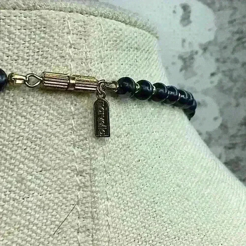 Vintage Marvella Black Glass Beaded Necklace with Gold - Picture 5 of 5